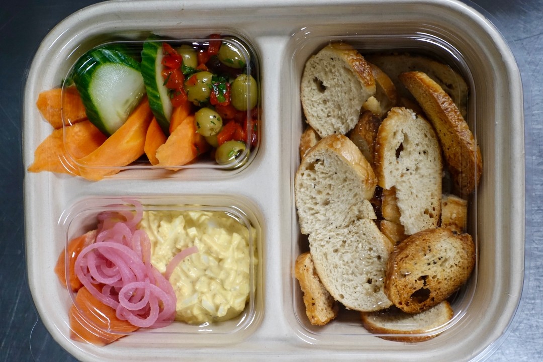 Lunch Box-Egg Salad