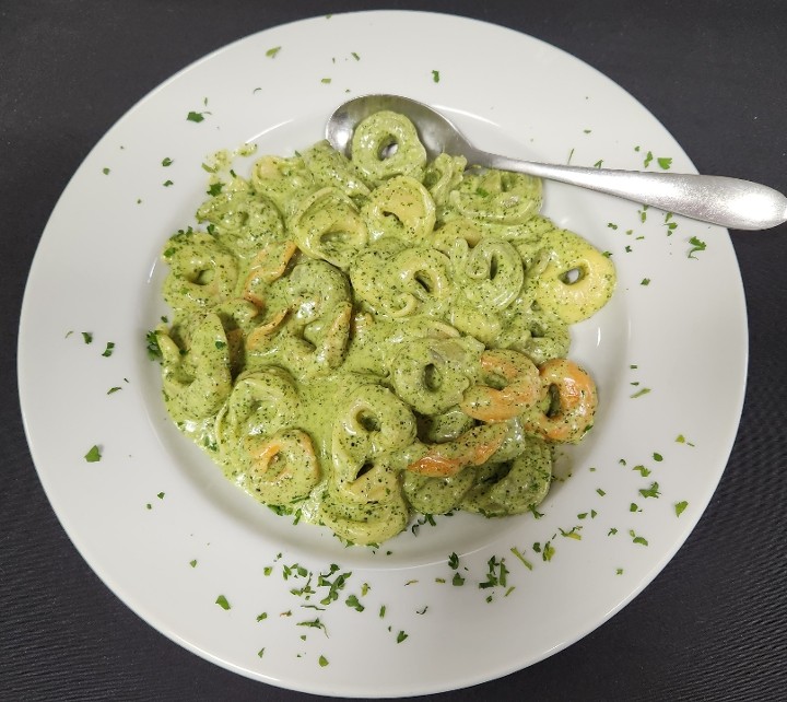 Cheese Pesto Tortellini