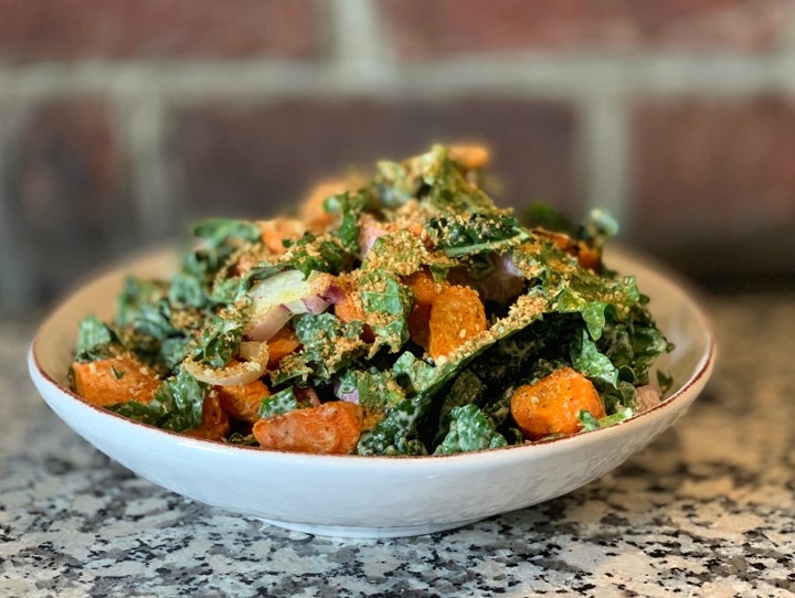 Organic Kale Salad (V)