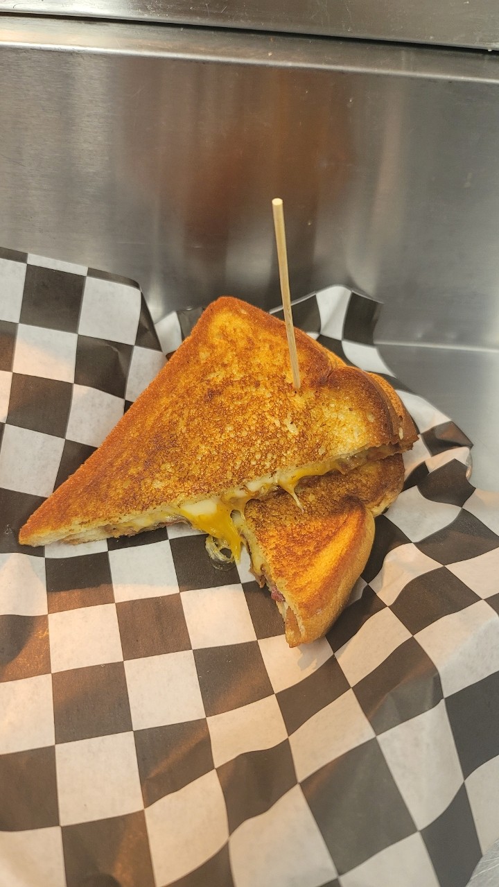 Mamma Mia's Grilled Cheese