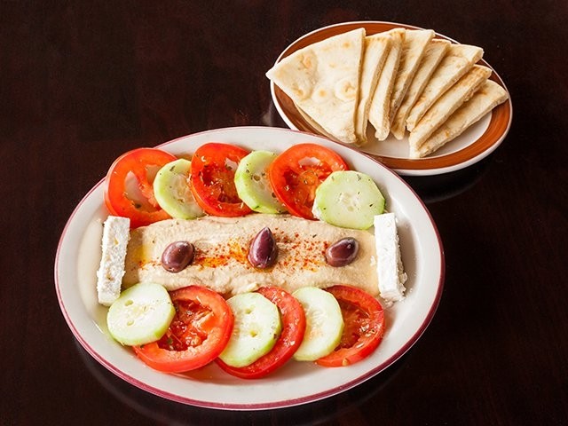 Hummus Plate