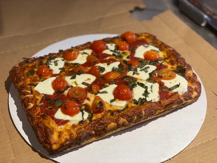 Jumbo Detroit / Sicilian Specialty Pizza