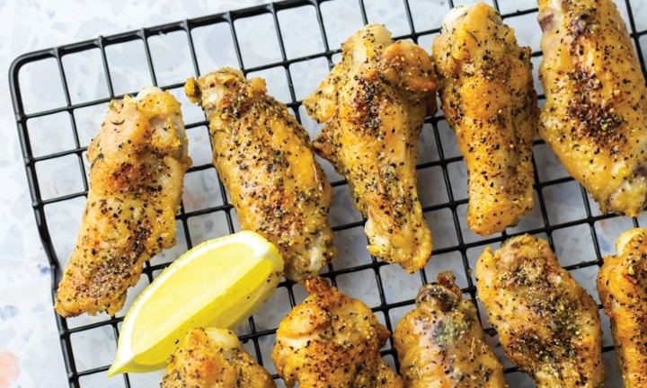 HONEY LEMON PEPPER WINGS