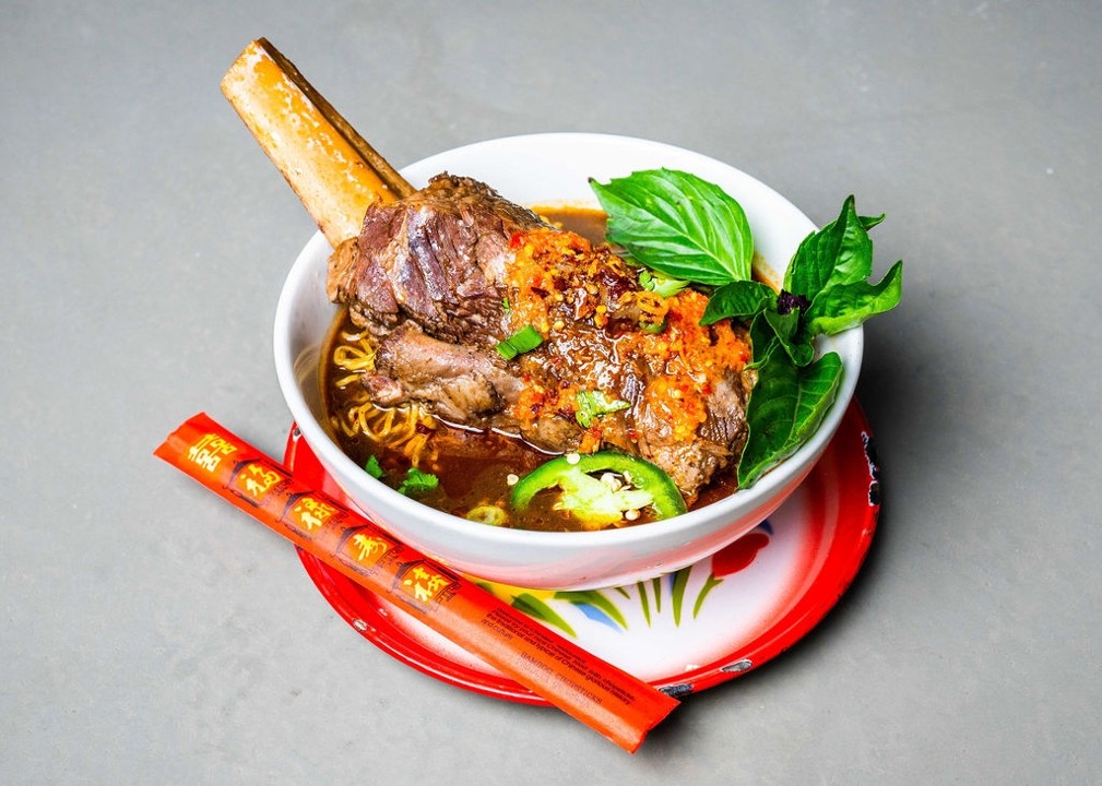 24 Hours Beef Noodle Soup
