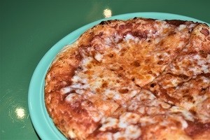 Bayou Self Cheese Pizza