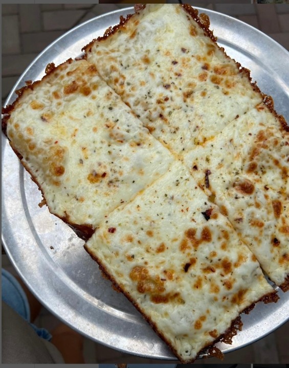 Detroit-ish White Pizza