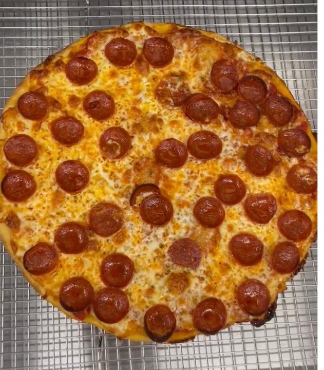12" Tavern Style Red Pizza