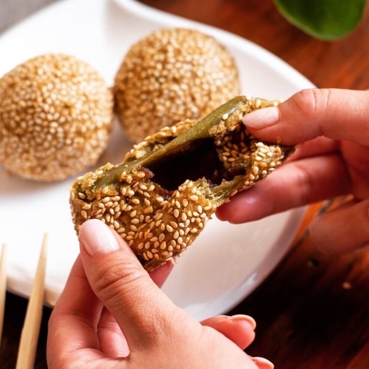 Deep Fried Matcha Sesame Balls- 3pcs 抹茶芝麻球