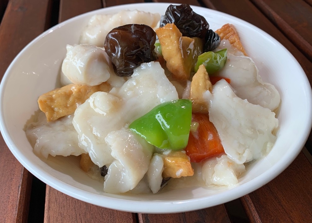 Flounder Filets with Fried Tofu 豆腐鱼片