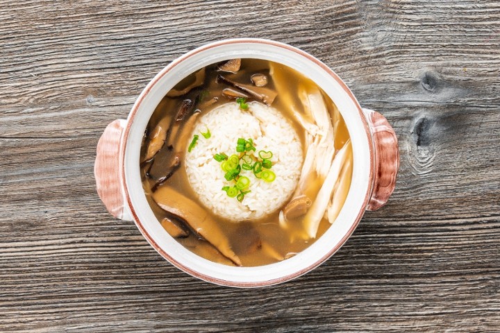 口蘑鸡汤饭Mushroom Chicken Soup and RIce