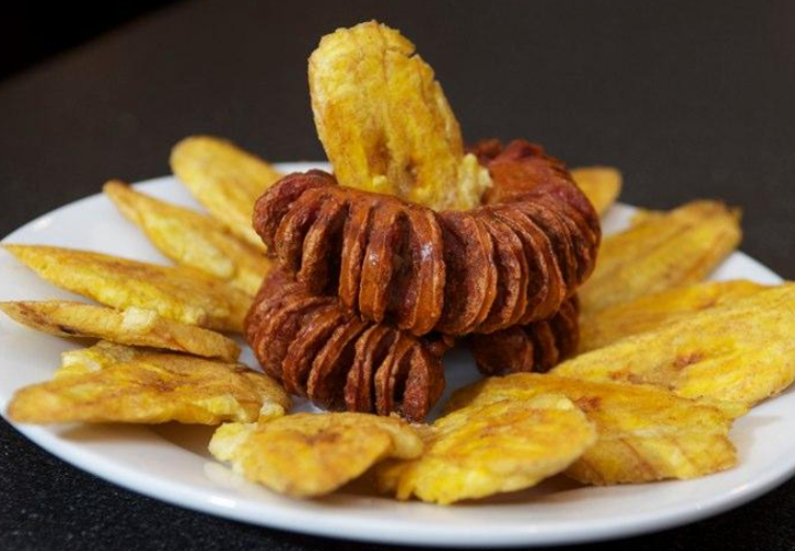 Colombian Chorizo withTostones