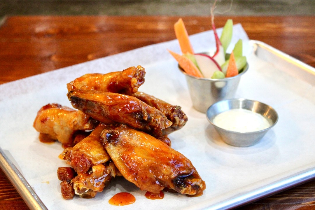 WINGS + Crispy Chicken Wings + Choice of Glaze + Vegetable Crudité + Smoked Buttermilk Dip GF