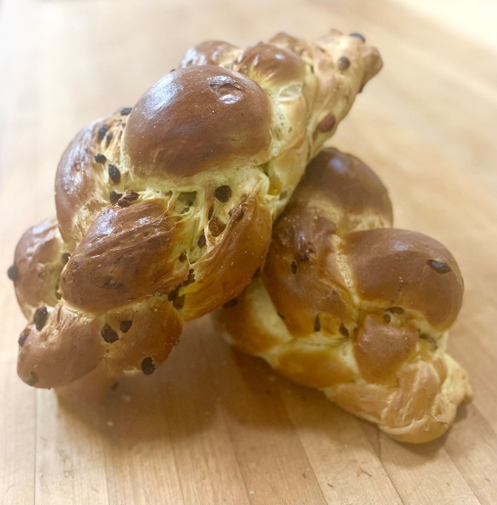 Twist Raisin Challah