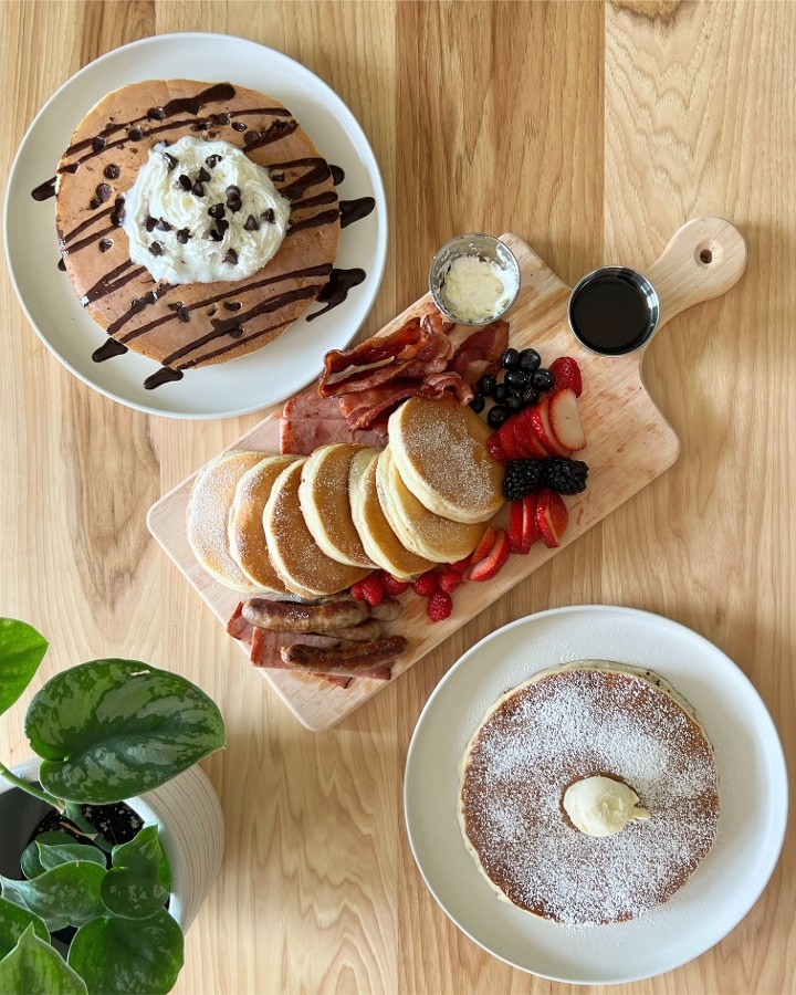 The Breeze Café