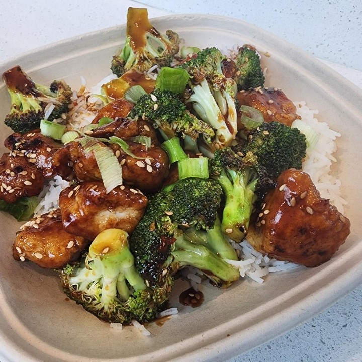 Sesame Seed Chicken & Broccoli over Basmati Rice (DF) (NF)