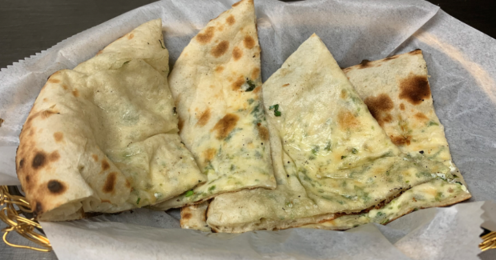 Chili Amul Cheese Naan