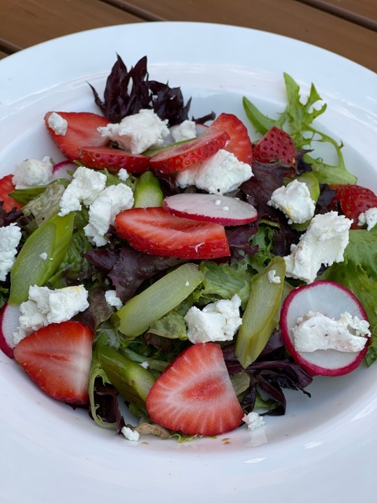 Strawberry Salad- Entree