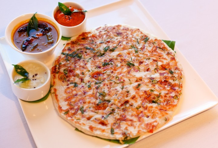 Uthpappam with Toppings