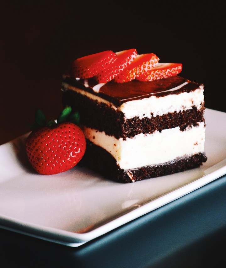 Chocolate Dreamin' GLUTEN FREE cake