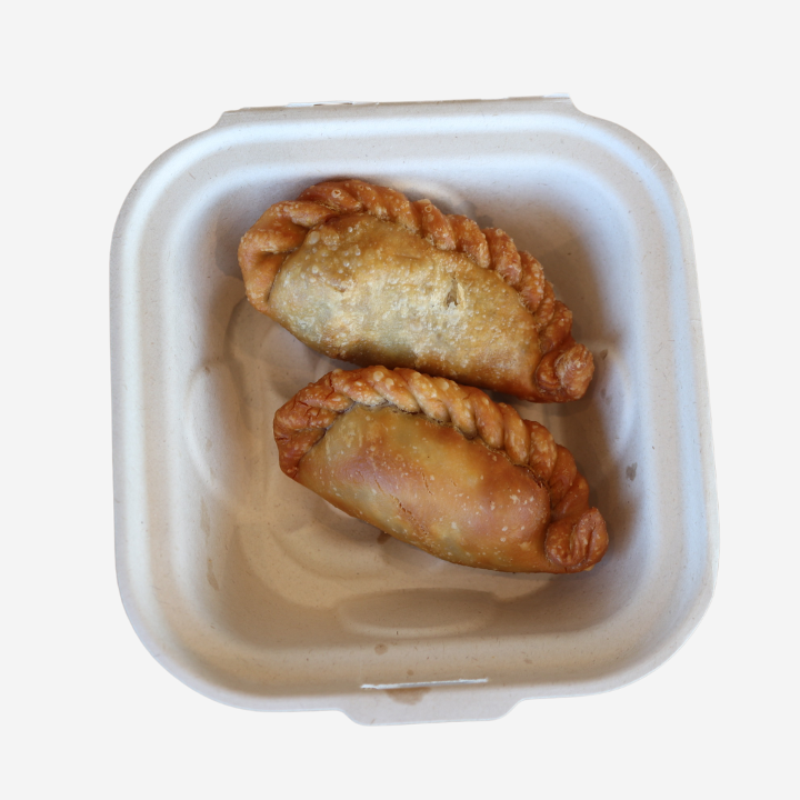 TRADITIONAL ARGENTINEAN BEEF EMPANADA (2)