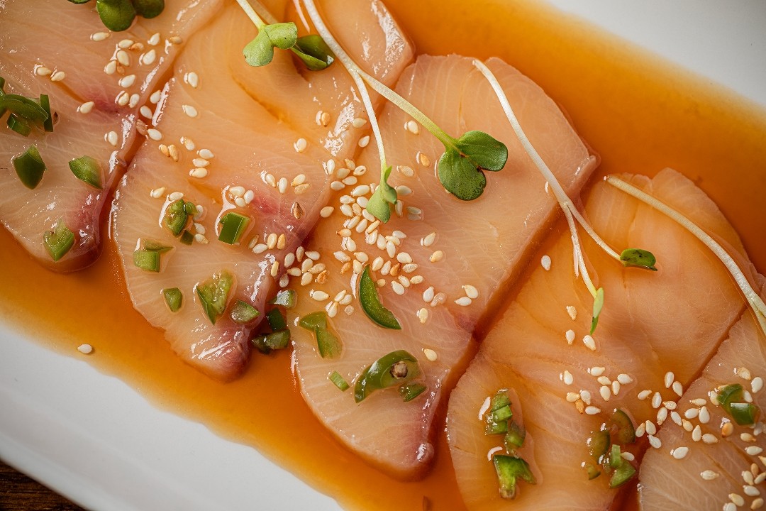 Hamachi Serrano (5pcs)