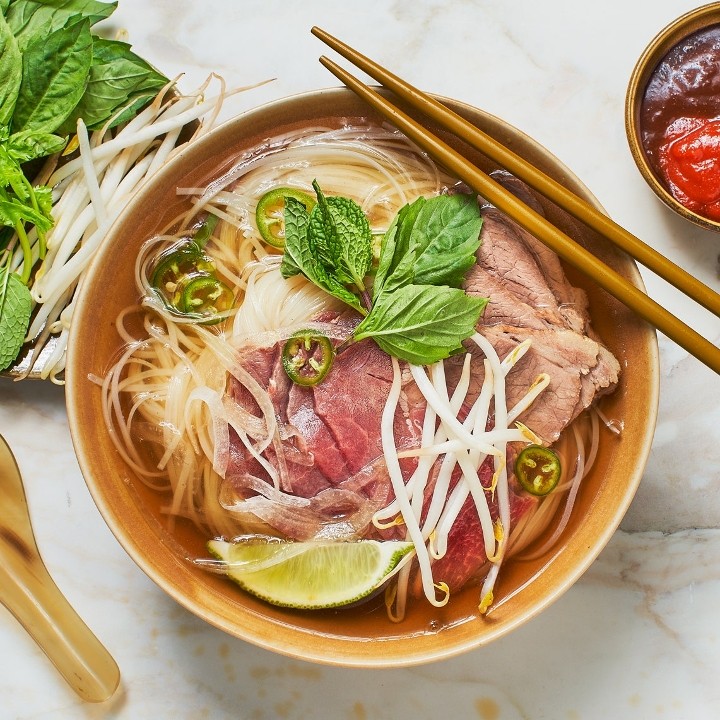 RARE BEEF PHO NOODLE