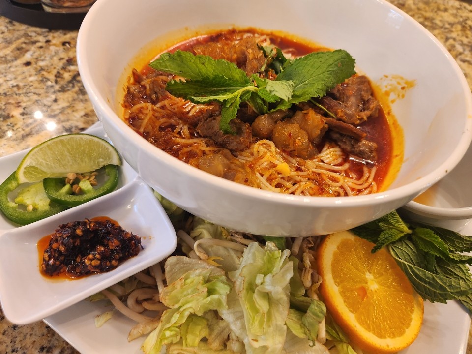 Hue Noodle Soup (Bún Bò Huế)
