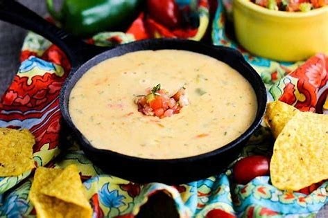 Queso Sauce Large