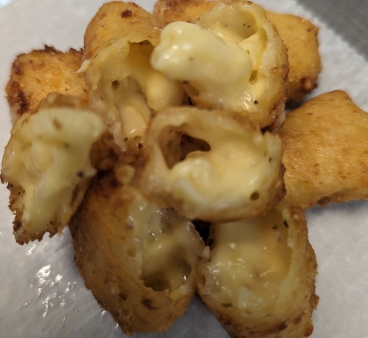 Macaroni & Cheese Smoked Gouda Bites