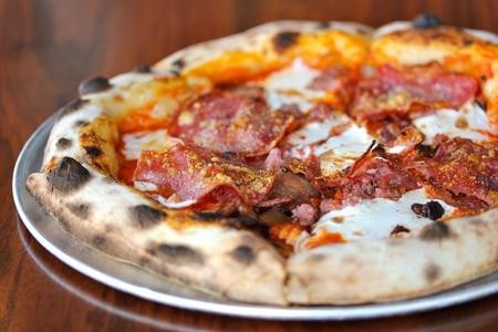 Large Carnivore Pizza