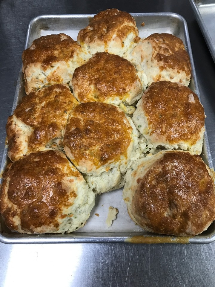 Cheddar And Scallions Biscuits
