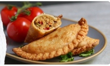 1 Flour Shell Beef Empanada