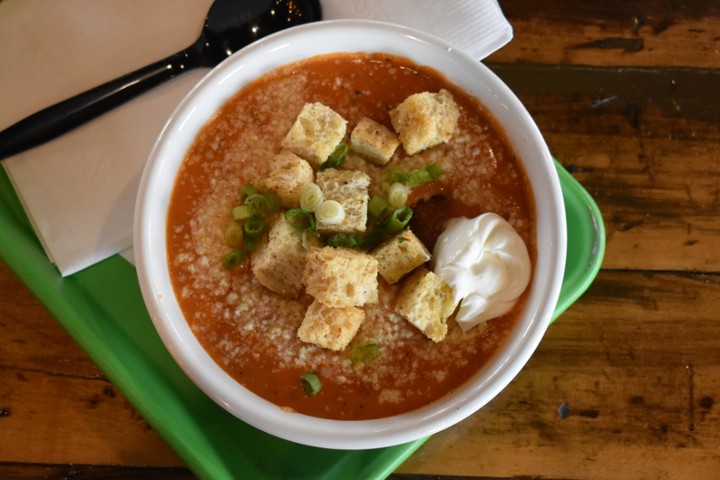 House Soup: Tomato Garlic