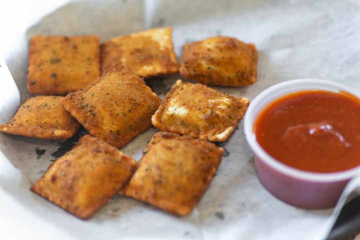 Cheese Toasted Ravioli (8)