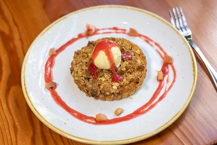 Warm Strawberry Rhubarb Tart - Small