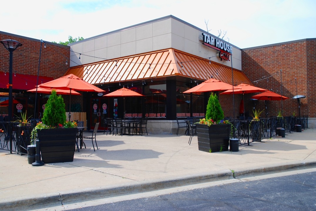 Tap House Bar & Grill - Lemont 1243 State St
