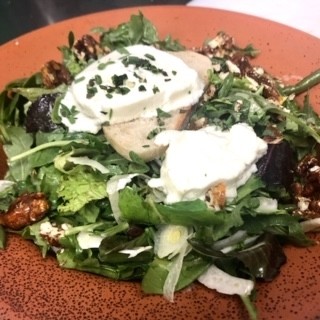 SALADE DE CHEVRE CHAUD