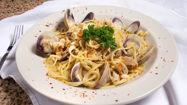White Linguine with Clam Sauce