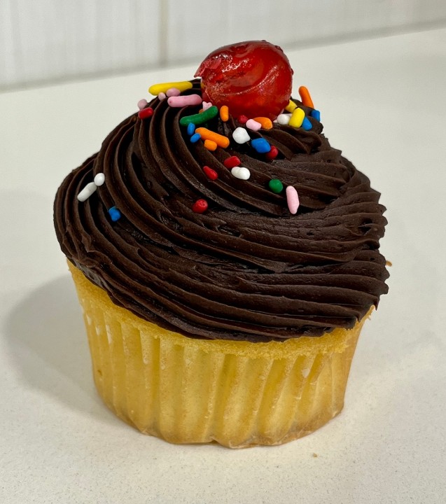 Vanilla Cupcake with Chocolate Frosting