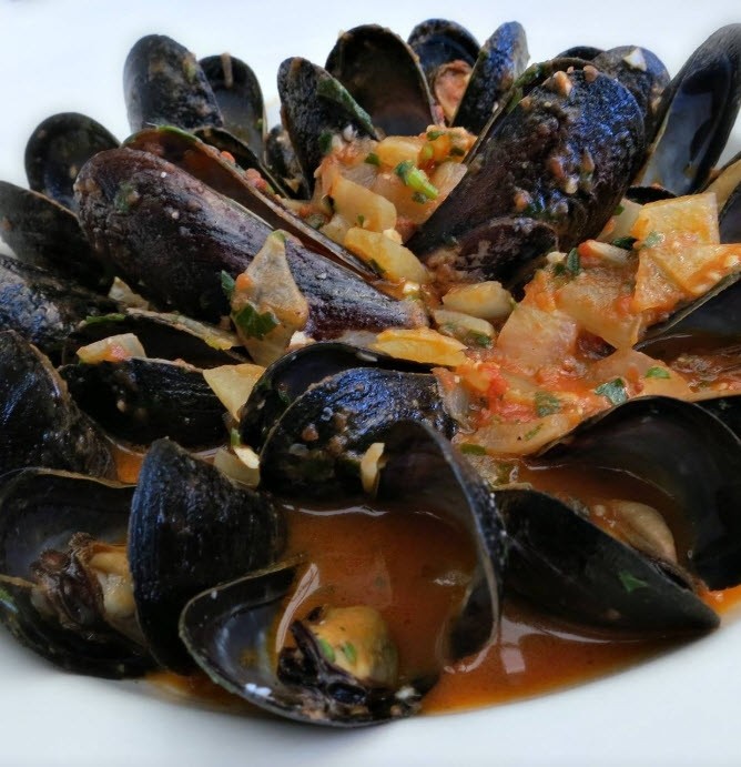 STEAMED MUSSELS (GF)