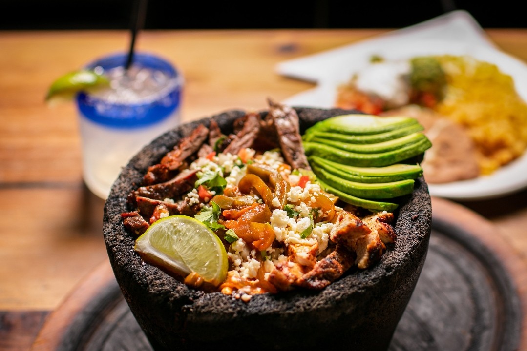 MOLCAJETE FOR ONE