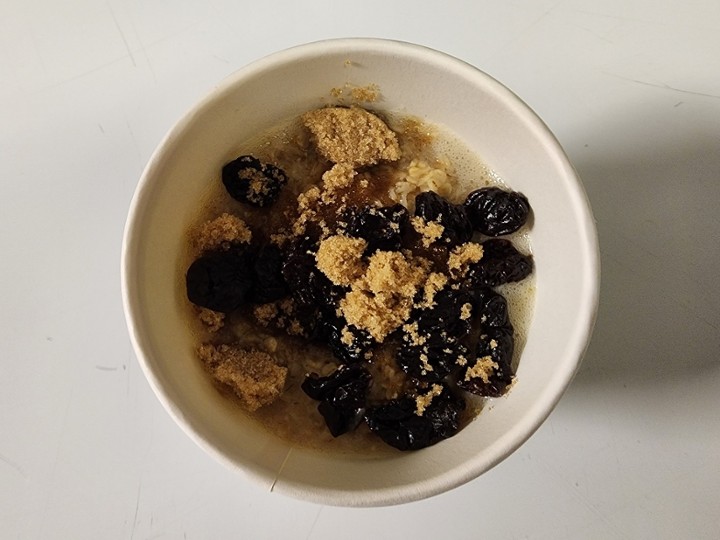 Brown Sugar and Dried Cherry Oatmeal