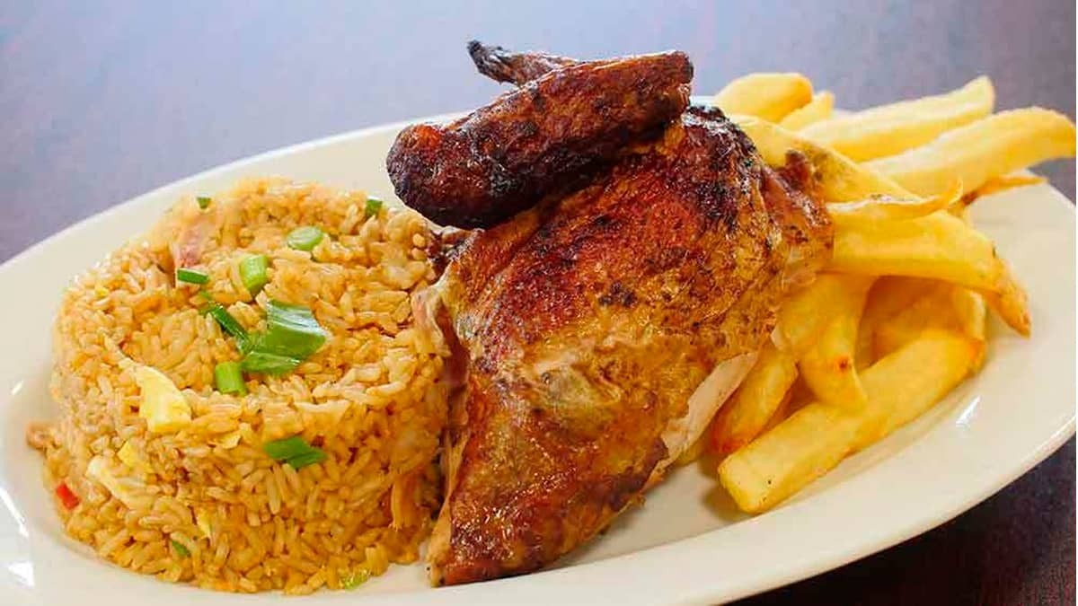 MONSTRITO / 1/4 ROTISSERE CHICKEN w/ SIDE OF CHICKEN FRIED RICE & SALAD OR FRENCH FRIES