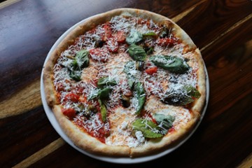 Amorina Cucina Rustica 624 Vanderbilt Ave