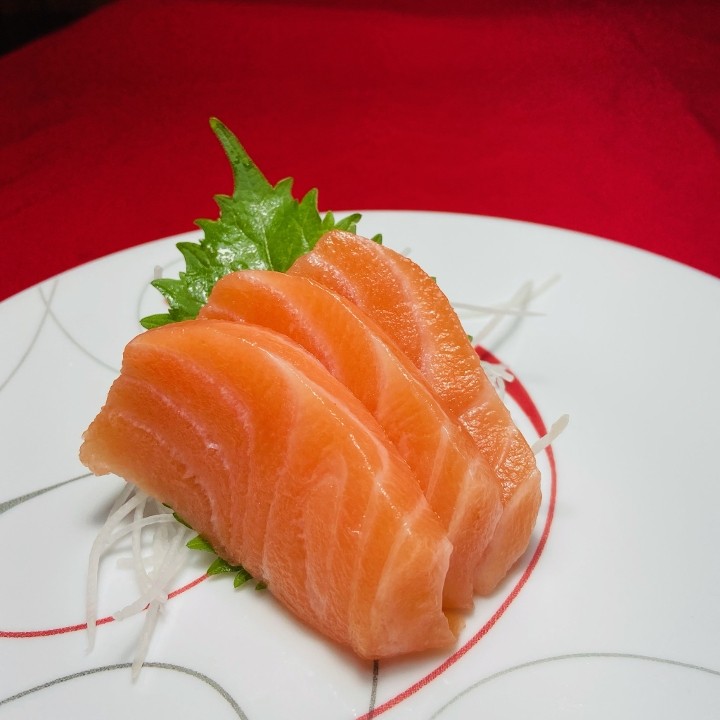 Salmon (Sake) Sashimi*