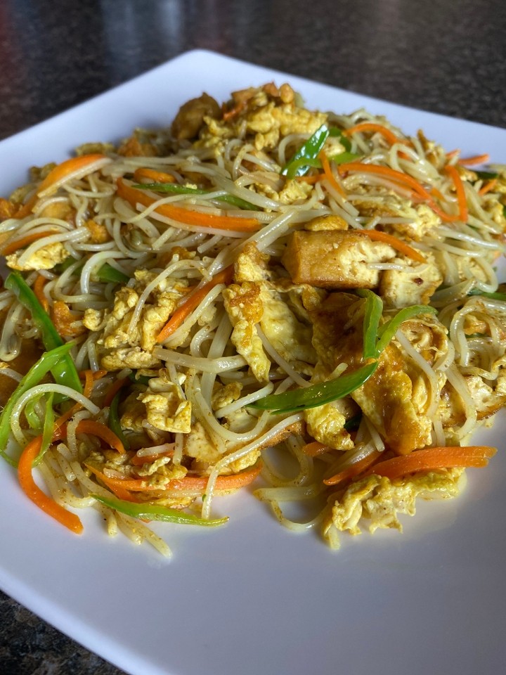 22. Veggie Saigon Noodle