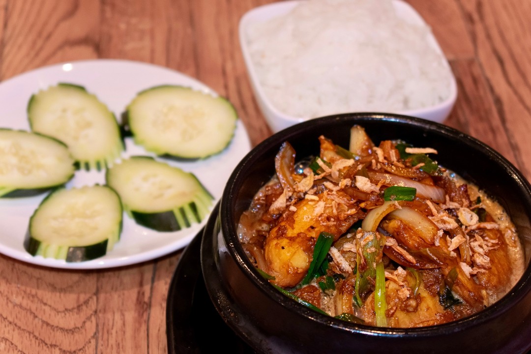 14. Traditional Vietnamese Braised Fish