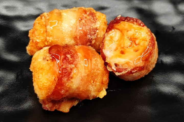 F8. Fried Shrimp Roll Wrapped with Bacon  培根蝦卷