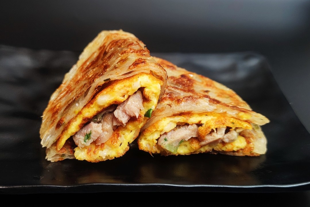 BF5. Fried Beef Egg Pancake 香酥牛肉雞蛋煎餅