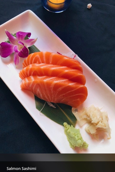 SALMON SASHIMI